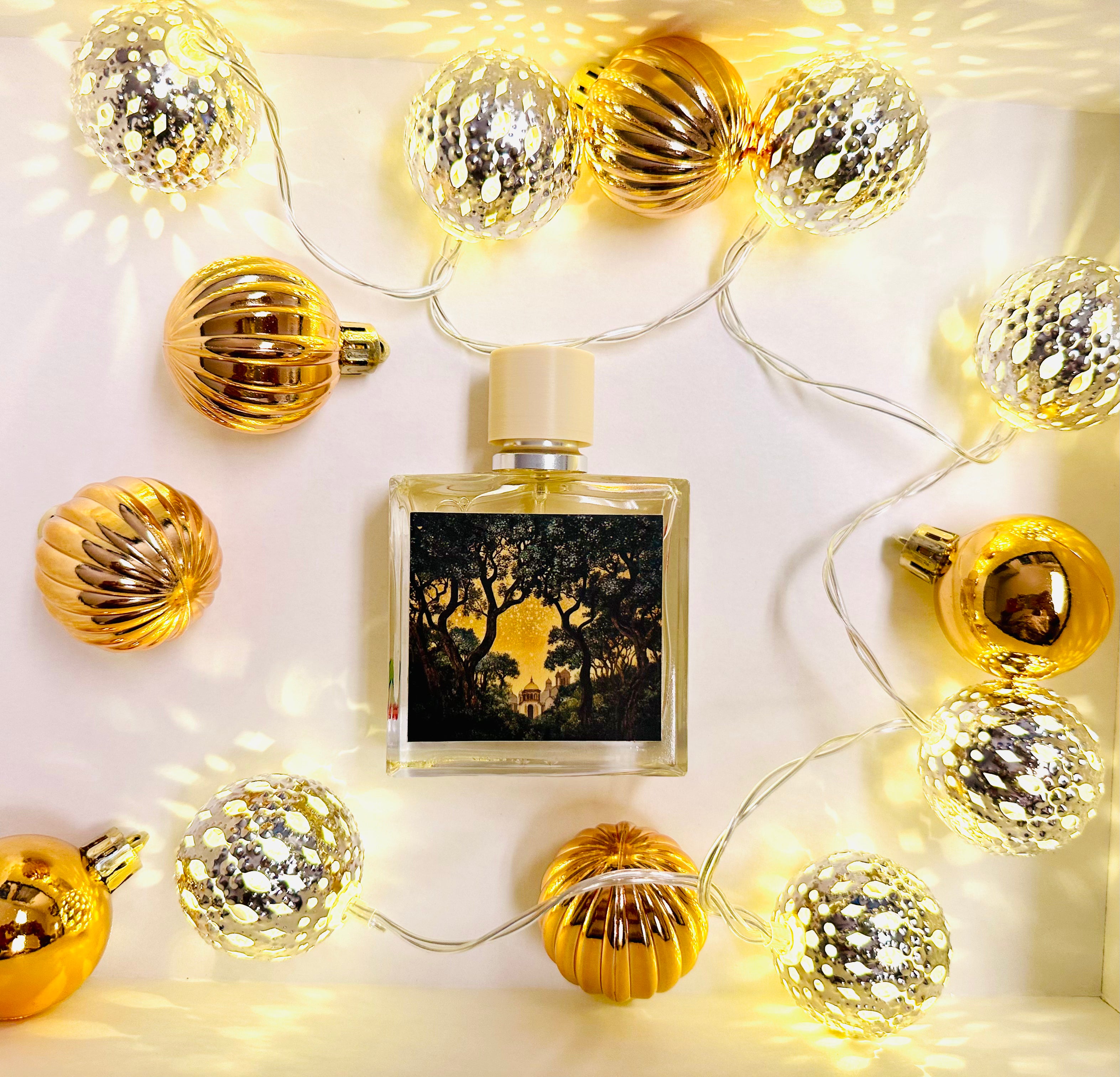 M'OUD Perfume – Bold Oud-Based Luxury Fragrance