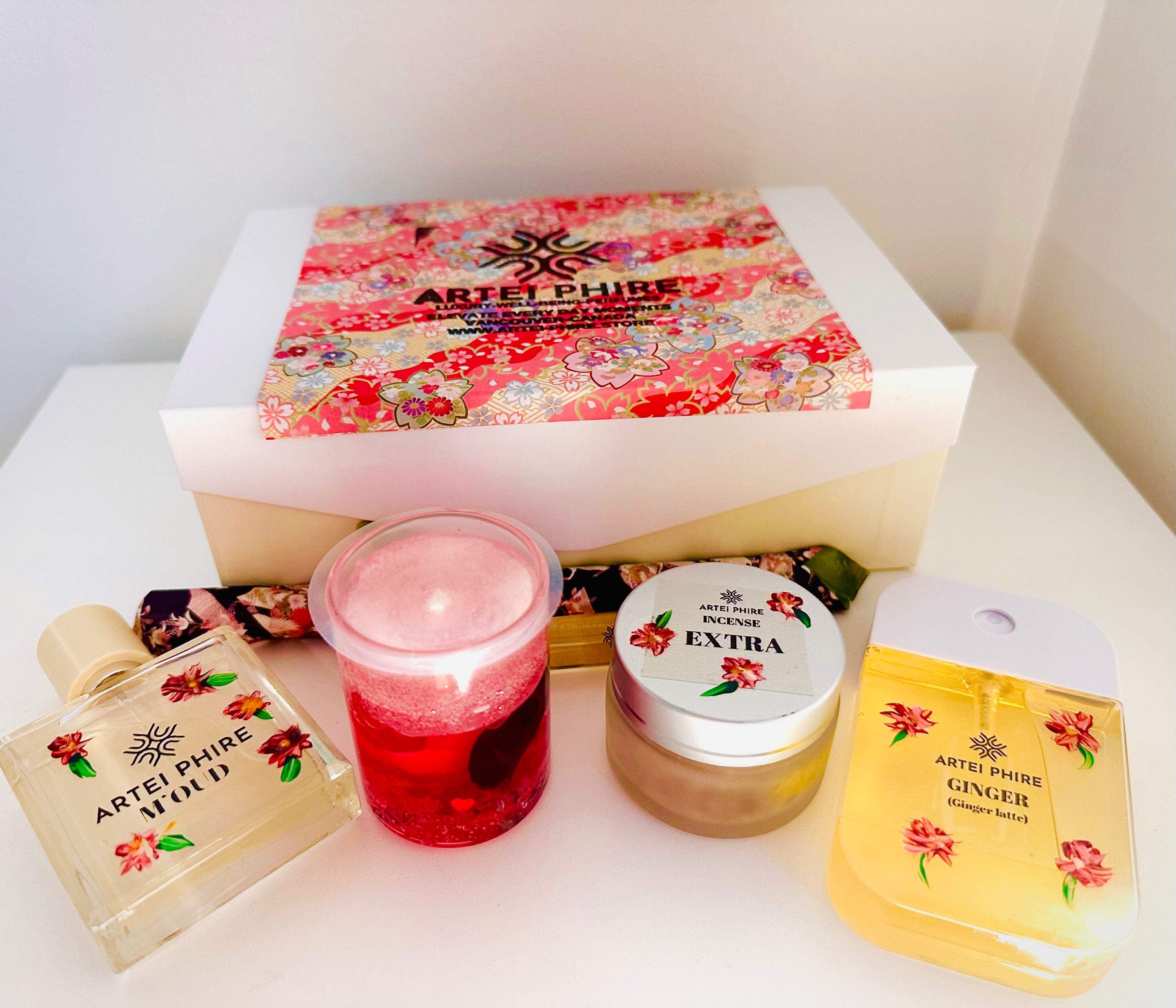 Special Holiday Perfume Gift Box-Limited Edition