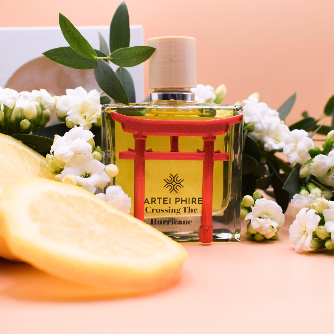 Crossing the hurricane Perfumes